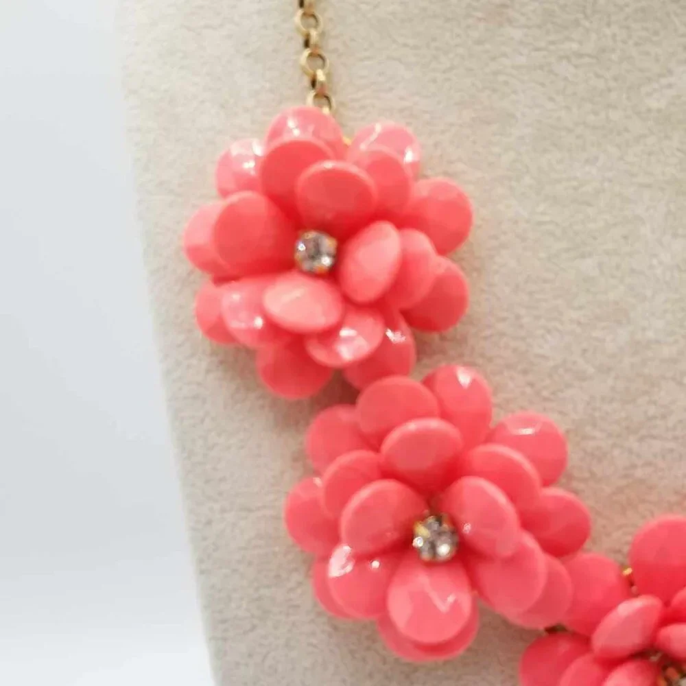 J Crew Coral / Orange Resin Floral Necklace with Crystals